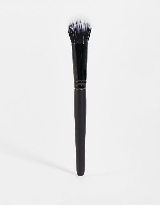 e.l.f. Putty Blush Brush