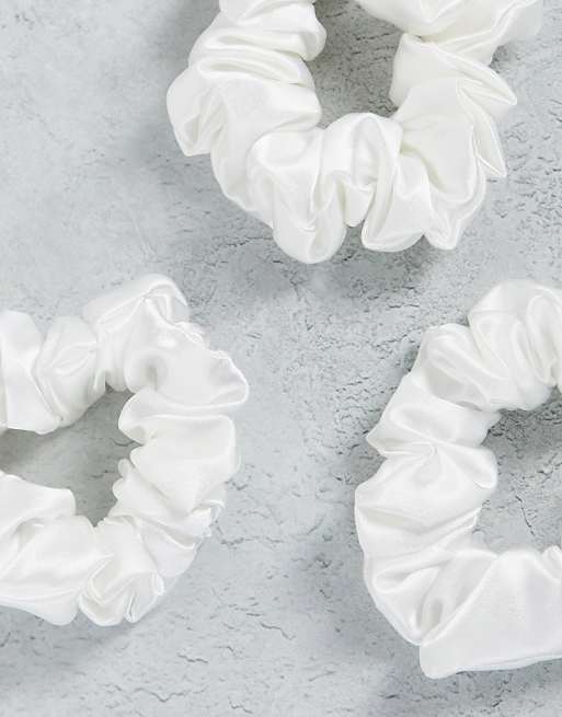 Easilocks Medium Classic Satin Scrunchies 3 Pack - White