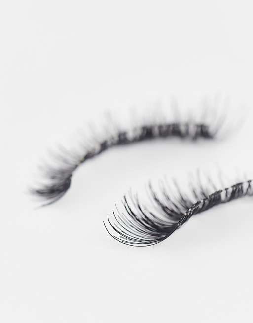 Eylure Fluttery Light Lashes - No.165