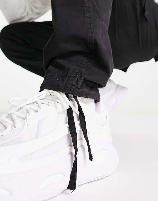 Jack & Jones Intelligence Tapered Fit Washed Cargo Trouser In Black