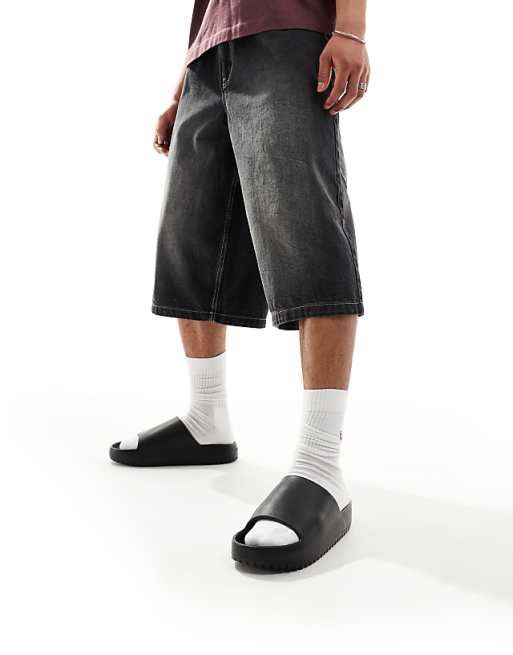 Jack & Jones moulded slider in black