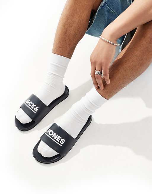 Jack & Jones pool sliders in black