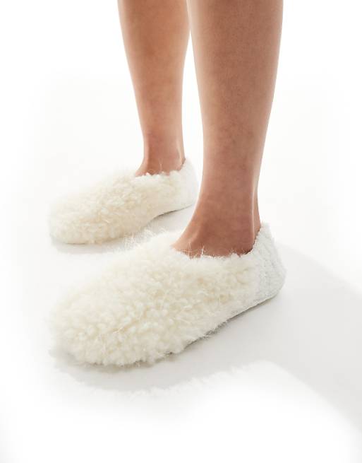 Loungeable fluffy faux mongolian slipper sock in cream