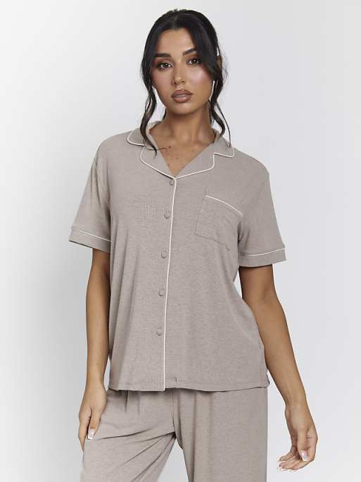Loungeable Ladies Ribbed Pyjama Set In Oatmeal