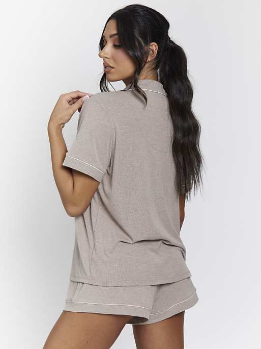 Loungeable Ladies Traditional Rib Short Pyjama Set In Oatmeal