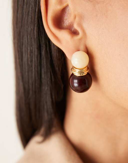 Mango Drop Stud Earings In Brown
