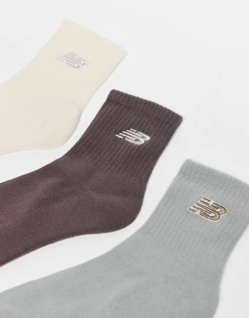 New Balance 3 Pack Embroidered Logo Ankle Socks In Off White And Brown