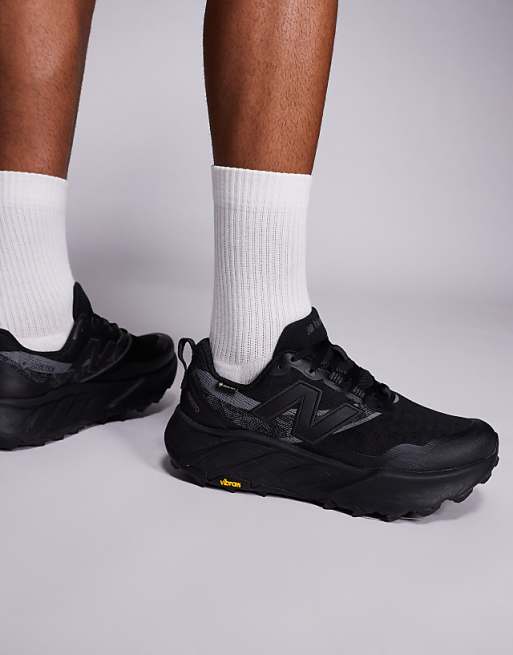 New Balance FF Hierro Goretex Trail Running Trainers In Black