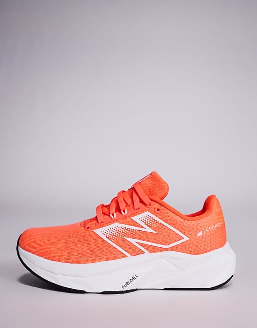 New Balance Propel Running Trainers In Bright Red