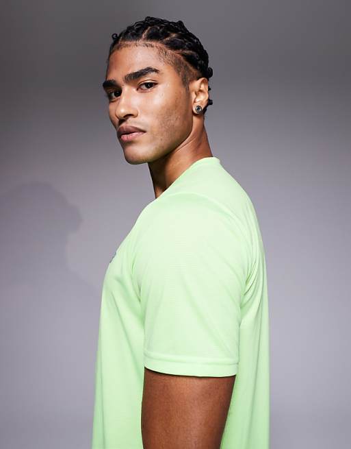 New Balance Sport Essential T-shirt In Yellow