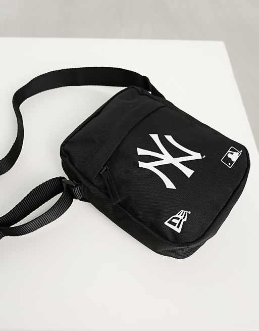 New Era NY Logo Flight Bag In Black
