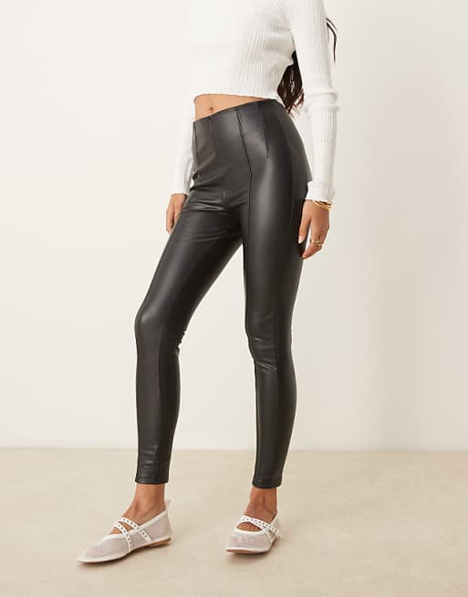 New Look PU Leggings In Black