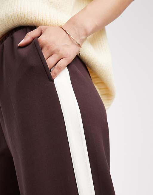 New Look Side Stripe Joggers In Brown