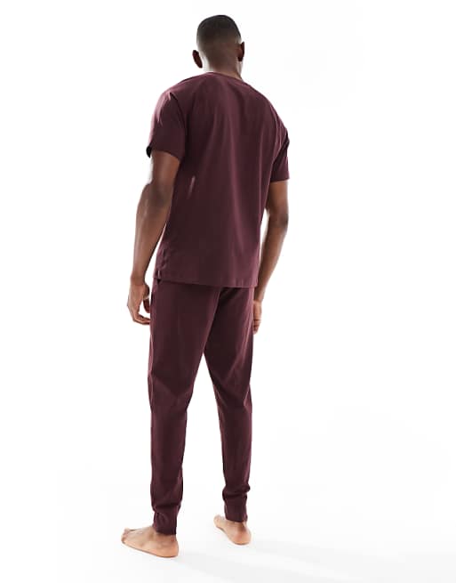 New Look T-shirt And Joggers Pyjama Set In Dark Brown