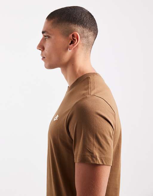 Nike Club T-shirt In Brown