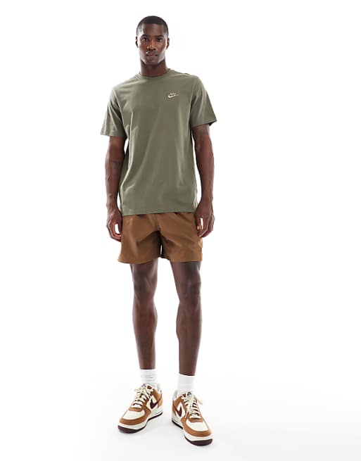 Nike Club T-shirt In Khaki
