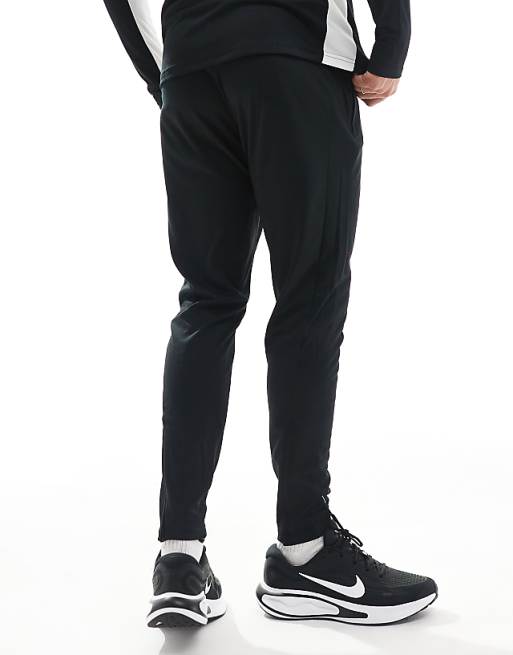 Nike Football Academy Dri-FIT Panelled Joggers In Black