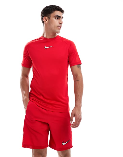Nike Football Academy Dri-FIT t-shirt in red