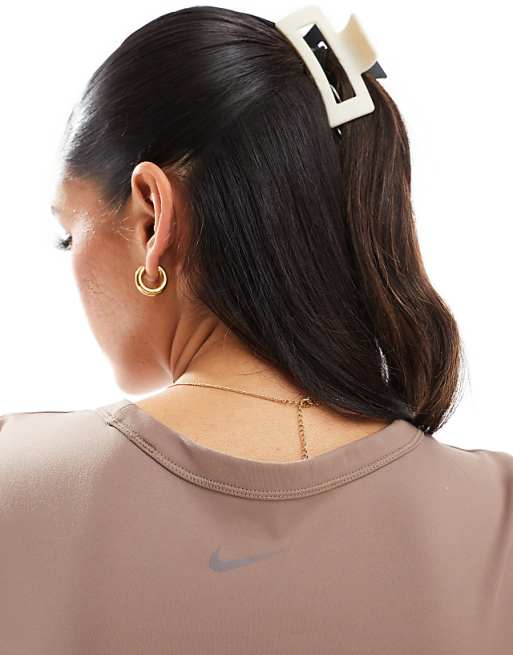 Nike One Training Dri-FIT Fitted T-shirt In Brown