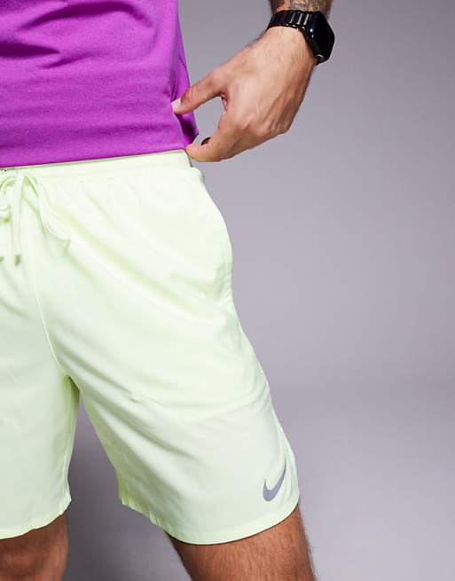 Nike Running Challenger Dri-FIT 7 Inch Shorts In Green