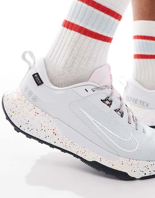 Nike Running Juniper Trail 2 Gore-TEX Trainers In Light Grey