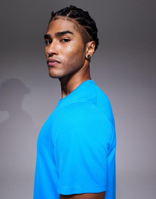 Nike Running Miler Dri-FIT T-shirt In Blue