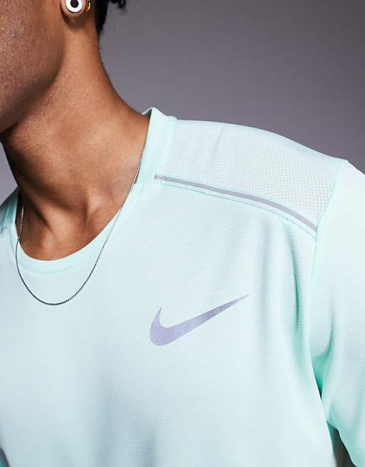 Nike Running Miler Dri-FIT T-shirt In Light Green