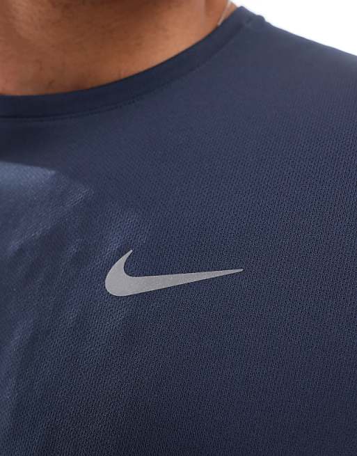 Nike Running Miler Dri-FIT T-shirt In Navy