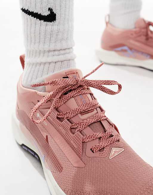 Nike Running React X Pegasus Trail 5 Gore-TEX Trainers In Pink And White