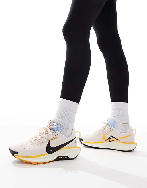 Nike Running ReactX Pegasus Trail 5 Trainers In White And Yellow