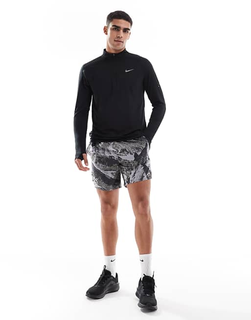 Nike Running Stride Dri-FIT Half Zip Longsleeve Top In Black