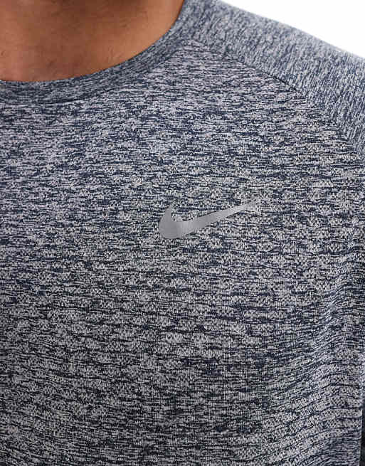Nike Running Stride Dri-FIT T-shirt In Navy