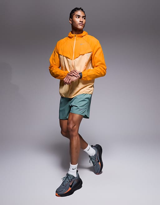 Nike Running Stride Repel Jacket In Orange