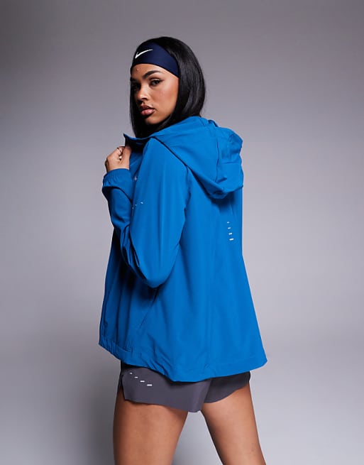 Nike Running Swift Repel Jacket In Blue