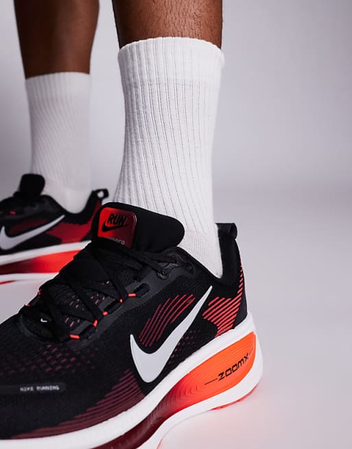 Nike Running Vomero 18 Trainers In Black And Red