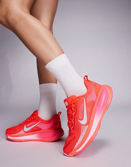 Nike Running Vomero 18 Trainers In Pink