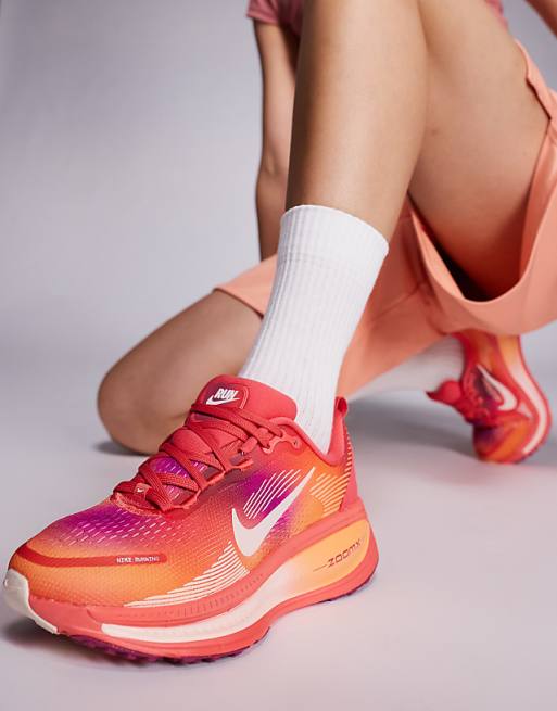 Nike Running Vomero 18 Trainers In Pink And Orange