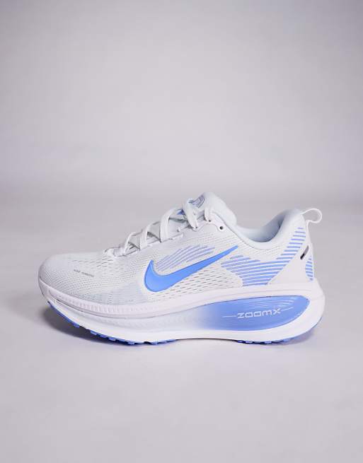 Nike Running Vomero 18 Trainers In White And Blue