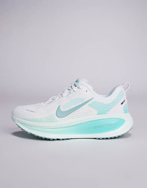Nike Running Vomero 18 Trainers In White And Light Blue