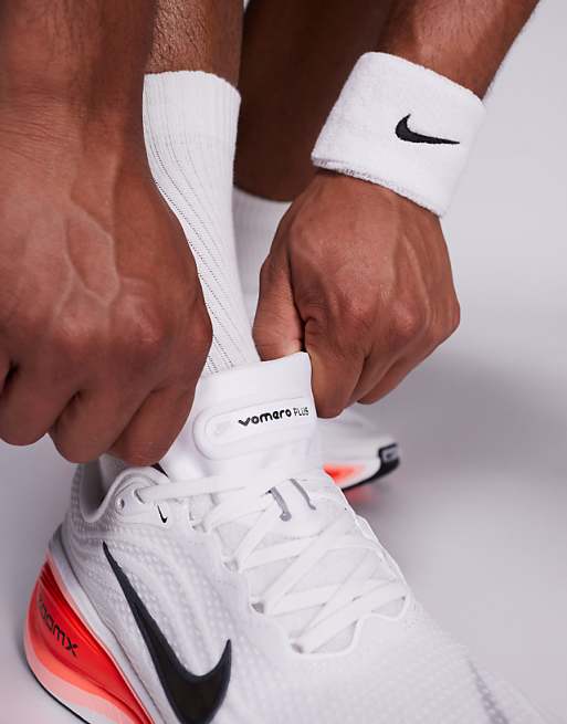 Nike Running Vomero Plus Trainers In White And Red