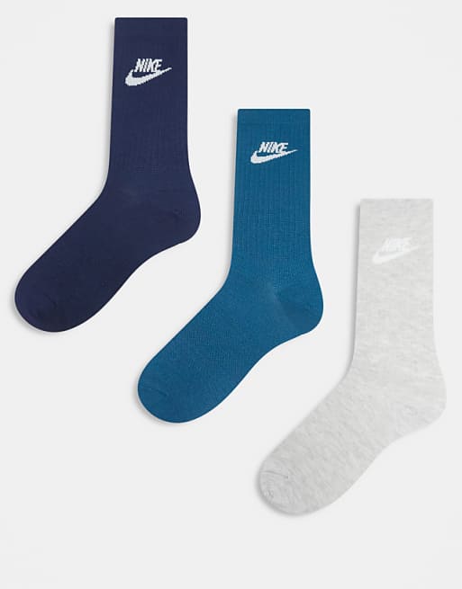 Nike Sportswear Everyday Essential 3 pack socks in multi