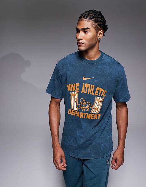 Nike Training Gym Heritage graphic t-shirt in blue