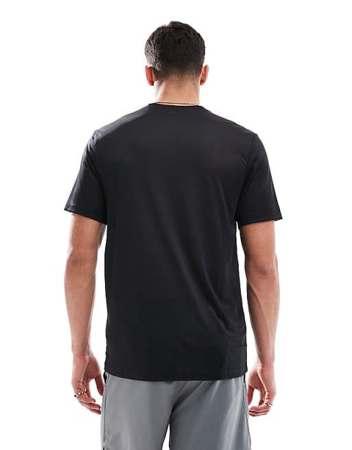 Nike Training Legend Dri-FIT T-shirt In Black