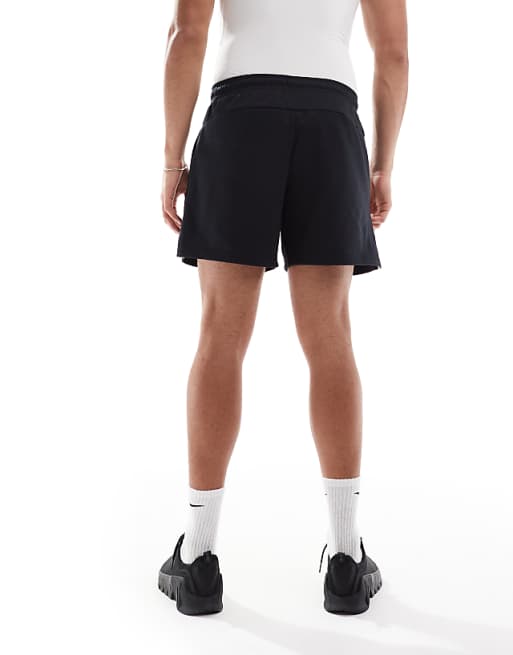 Nike Training Primary Dri-FIT 7 Inch Shorts In Black