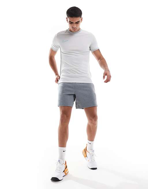 Nike Training Primary Dri-FIT 7 Inch Shorts In Grey