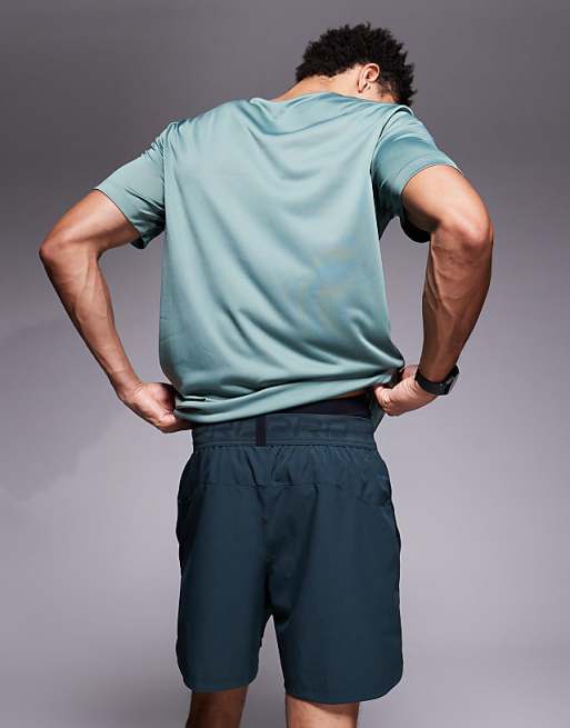 Nike Training Pro Dri-FIT 6 Inch Shorts In Green