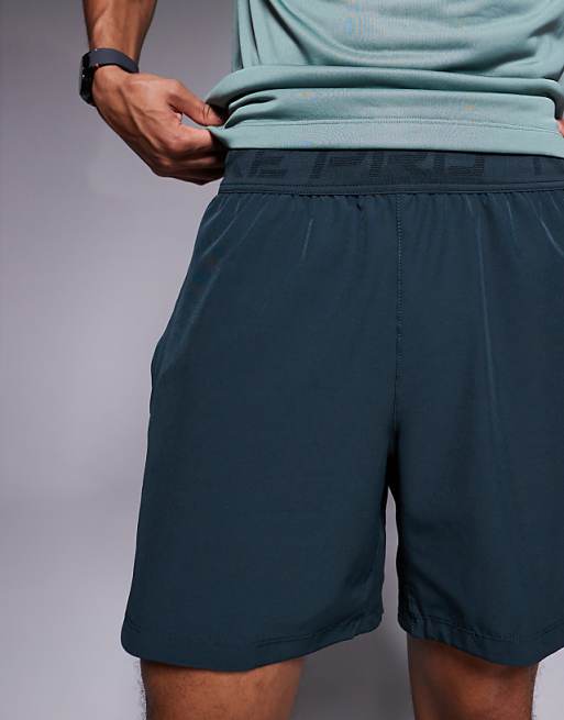 Nike Training Pro Dri-FIT 6 Inch Shorts In Green