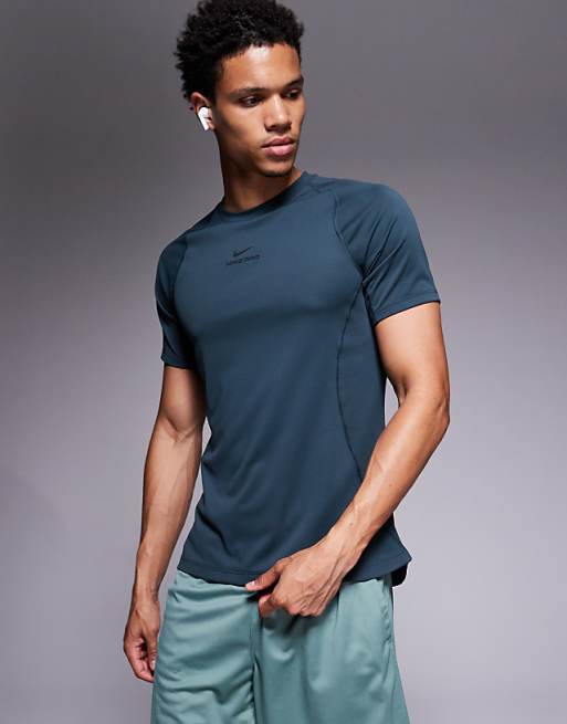 Nike Training Pro Dri-FIT muscle fit t-shirt in green