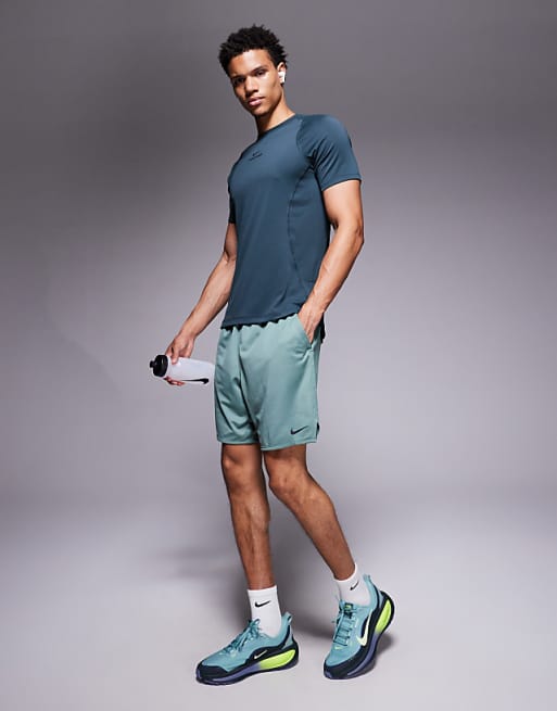 Nike Training Totality Dri-FIT 7 inch shorts in green