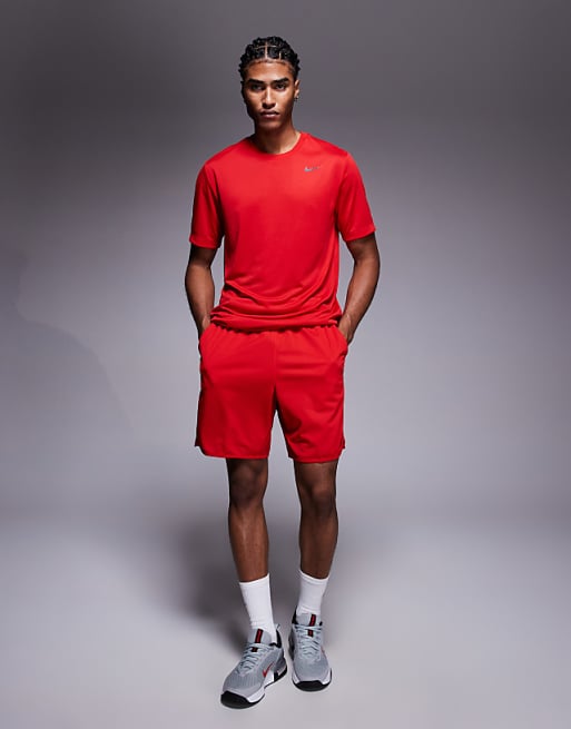 Nike Training Totality Dri-FIT 7inch Shorts In Red